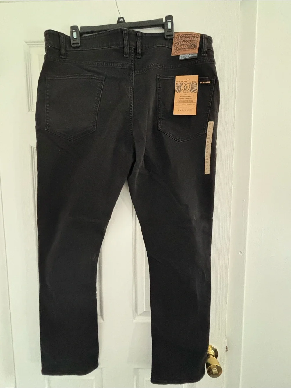 NWT Volcom Mens 2x4 Skinny Fit Jeans Black Size 40x32